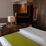 Schwarz Alm 4*