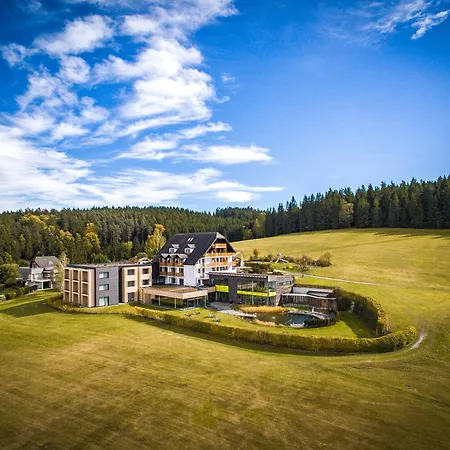 Schwarz Alm 4* Zwettl