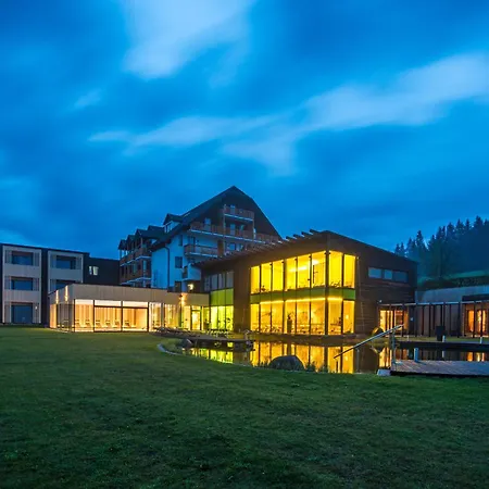 Schwarz Alm Szálloda